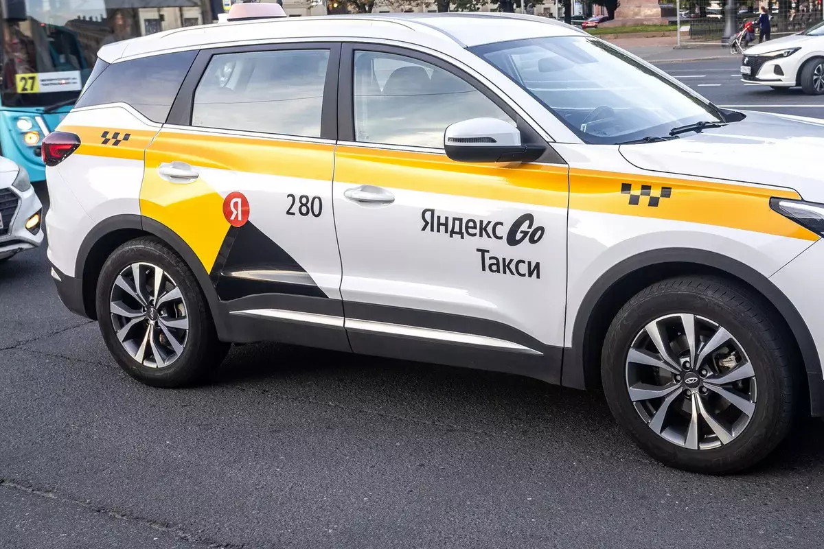 Сдерживать рост цен при высоком спросе рекомендовало Яндекс.Такси АЗРК Казахстана