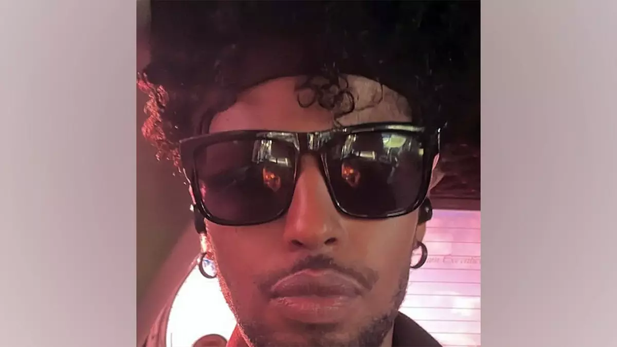 Ильхан Омар набросилась на «больных» республиканцев за расследование её предполагаемого брака с братом.