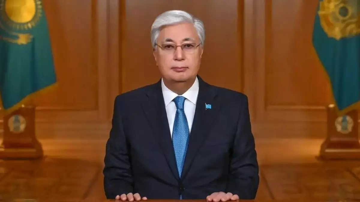 Касым-Жомарт Токаев поздравил казахстанцев с Днем Независимости