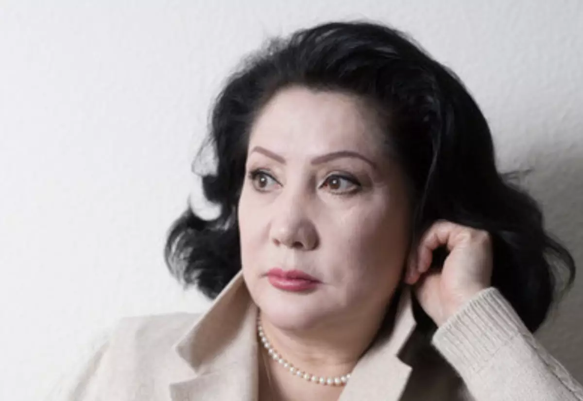 «Анам мен әкем әмеңгерлікпен қосылған» – актриса Лейло Бекназар (ВИДЕО)