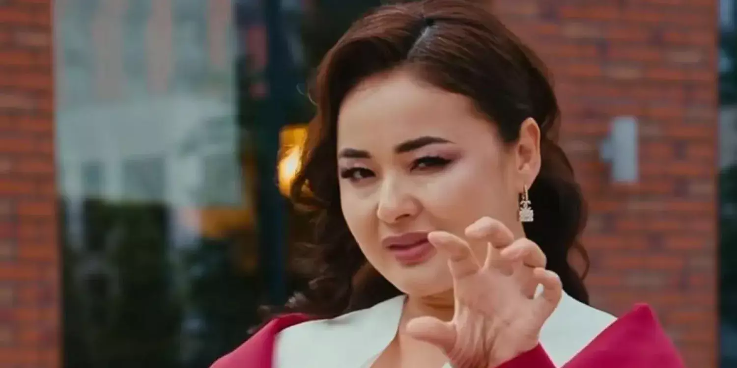 «Алладан артық шебер жоқ»: Пластикалық ота жасатпақ болған Мөлдір Мұқан оңбай сөз естіді