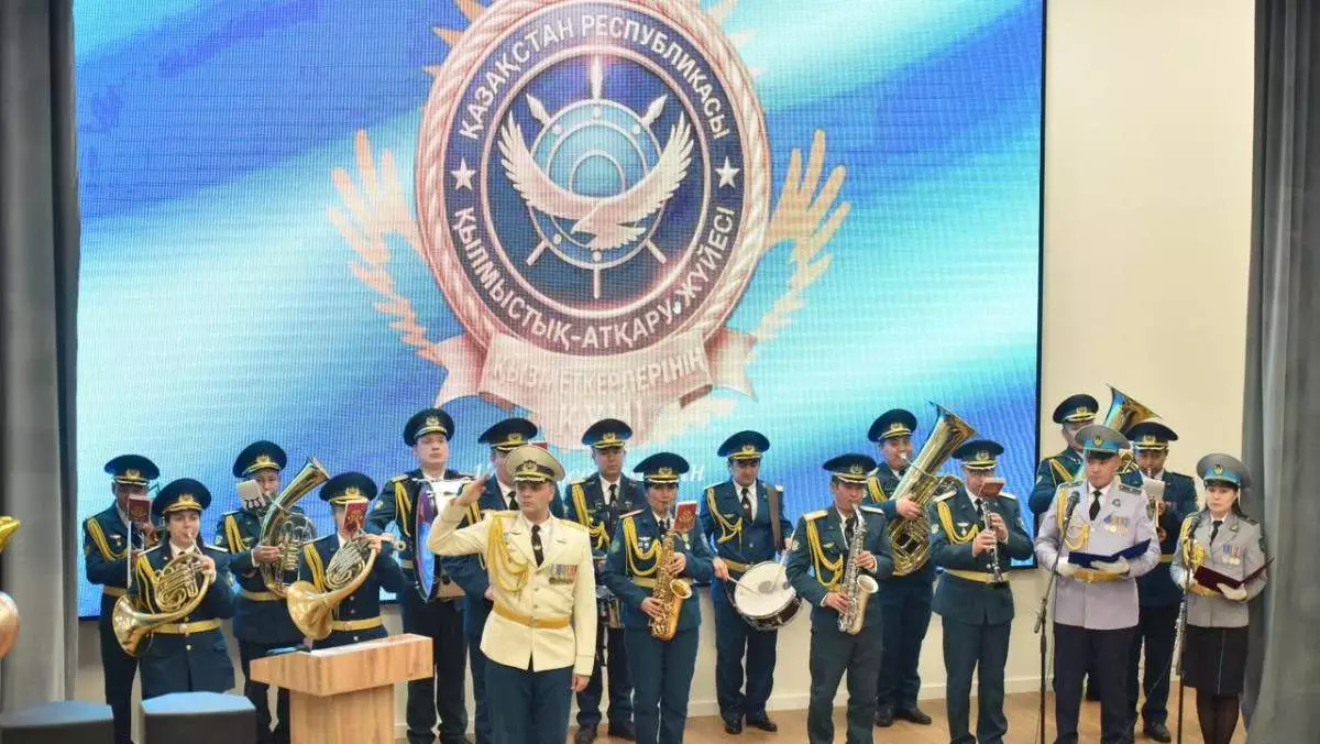 Алматыда 80-нен астам ҚАЖ қызметкері марапатқа ие болды