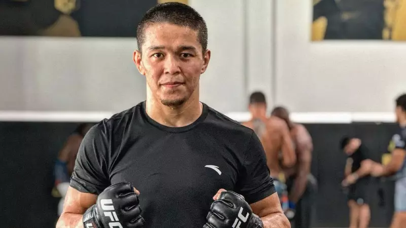 Асу Алмабаев UFC рейтингіндегі орнын сақтады