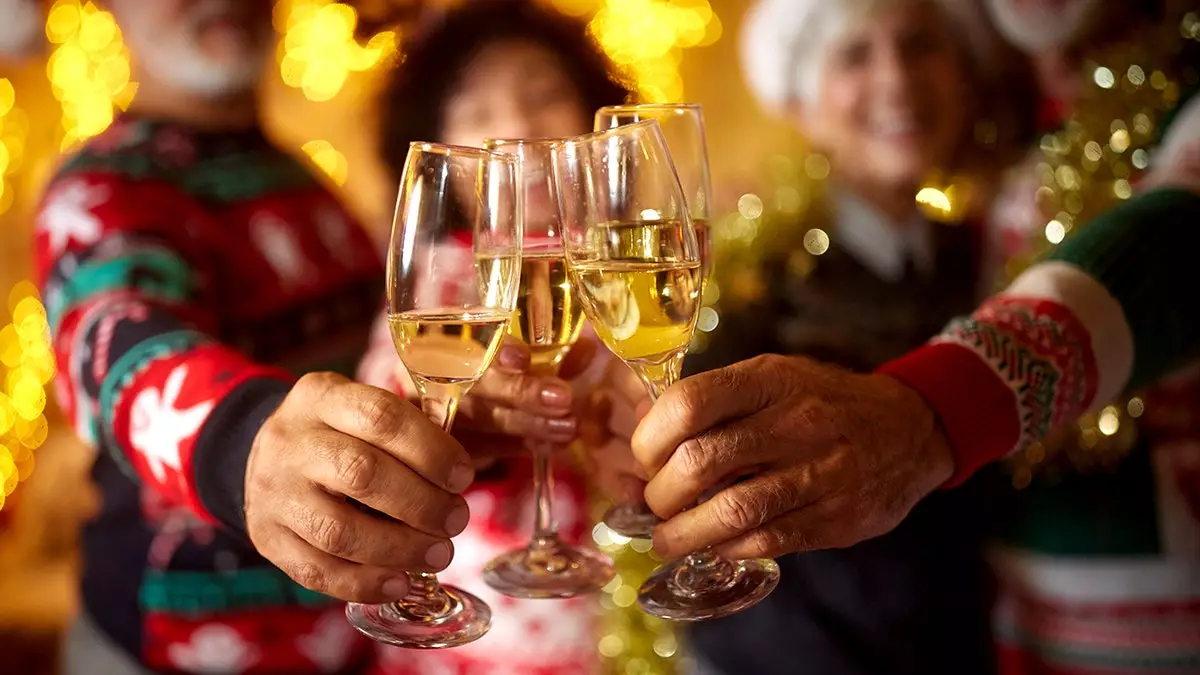 Врачи предупреждают о росте сердечных приступов в праздники и дают советы по профилактике.