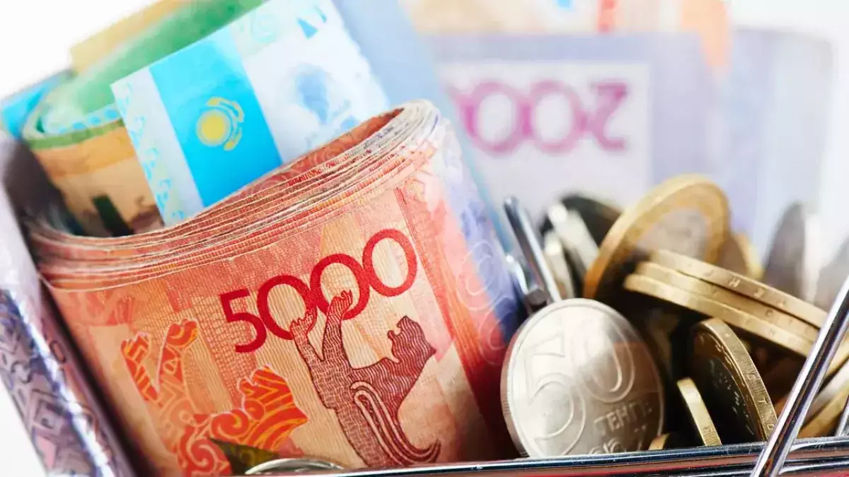 Неожиданные новогодние штрафы до 100 тысяч тенге: за что будут наказывать казахстанцев - новости на Lada.kz 16.12.2025