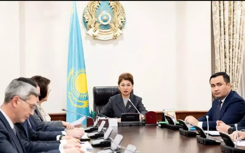 Казахстан за два года открыл 600 медицинских центров.