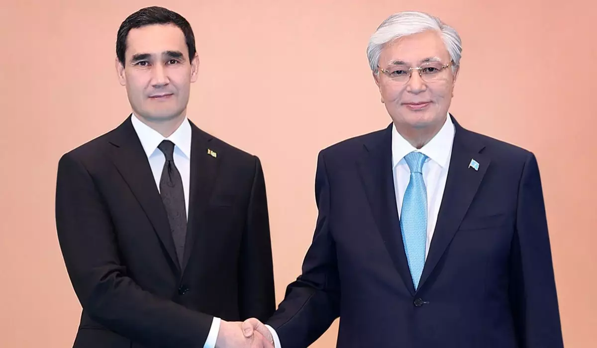 Президент Туркменистана поздравил главу Казахстана с Днём независимости.