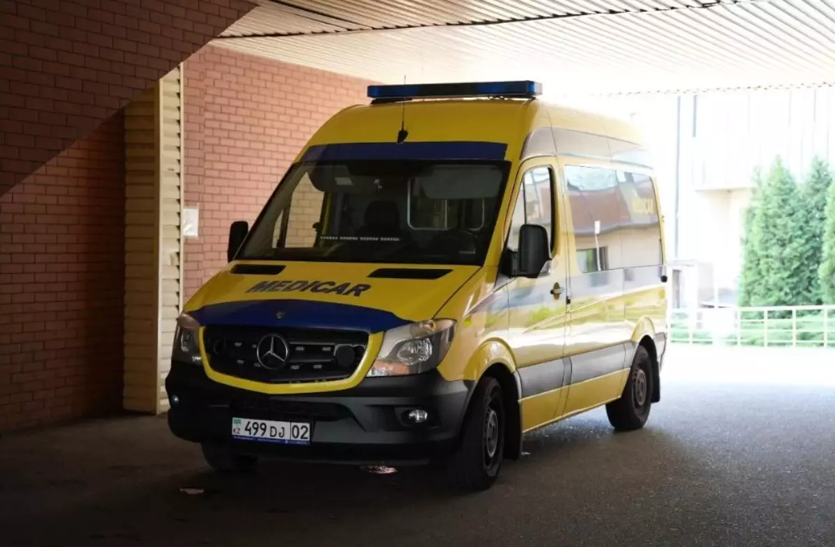 Атырауда ер адамның денесі табылды: Мәйіт үйде үш апта жатып, иістеніп кеткен