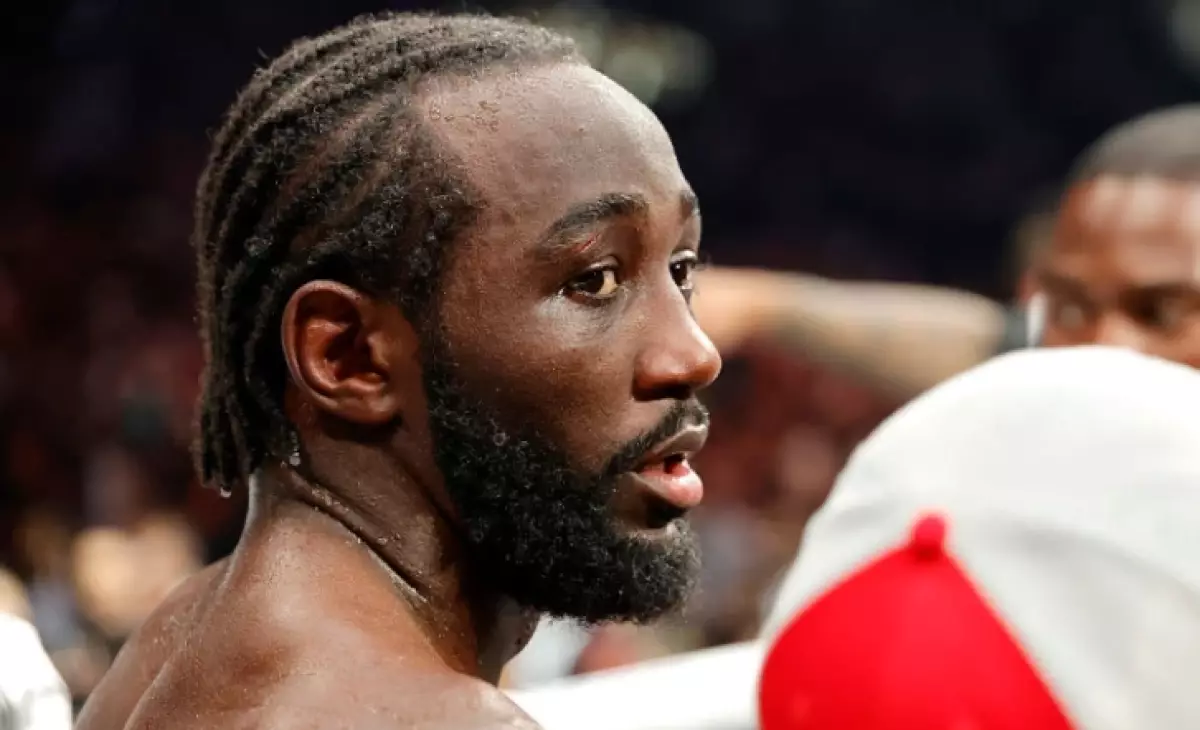 Жеңіліс көрмеген боксшы Теренс Кроуфорд мансабын аяқтайтынын мәлімдеді