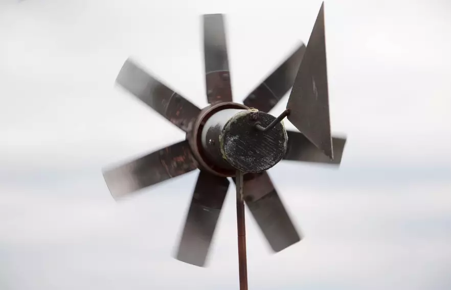 Режим ЧС хотят объявить в Конаеве из-за сильного ветра