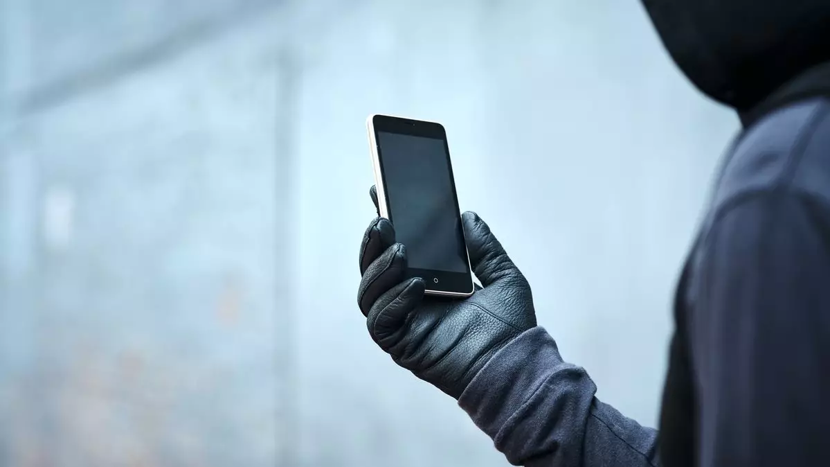 Алаяқтар атыңыздан кредит алса, не істеу керек?