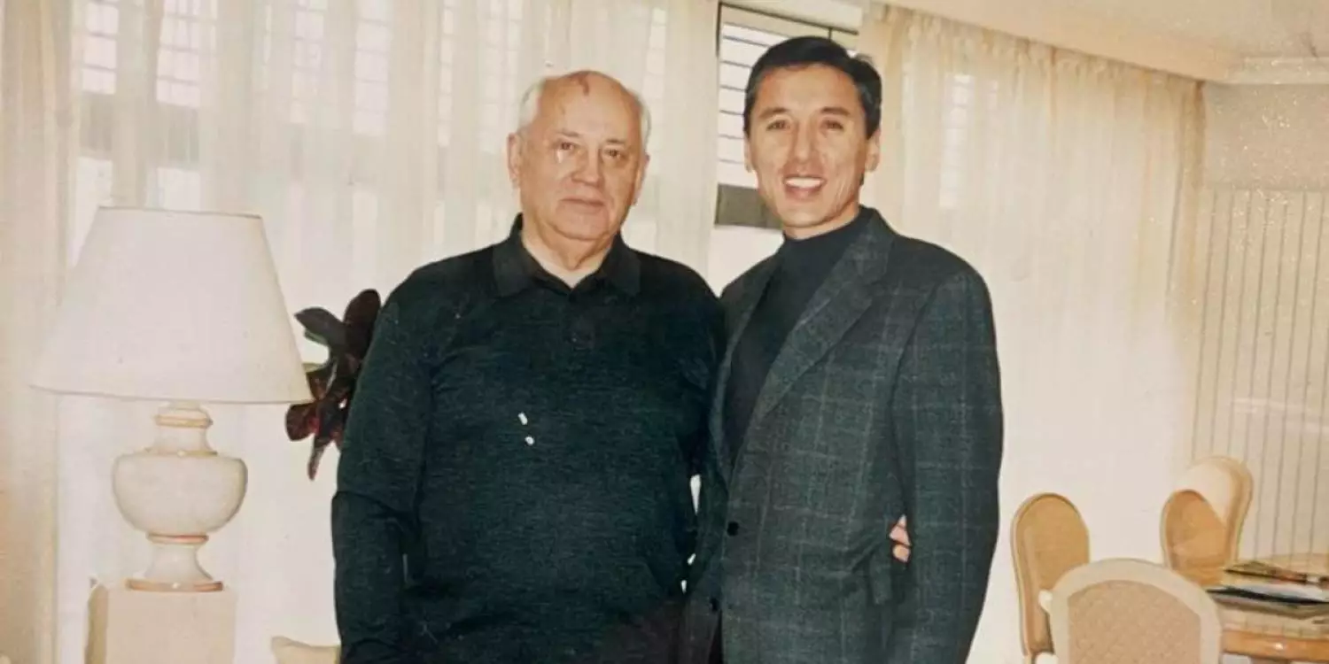 «Әскер кіргізуді Назарбаевтың өзі сұрады»: Болат Әбілов Горбачевпен болған құпия әңгімені жариялады