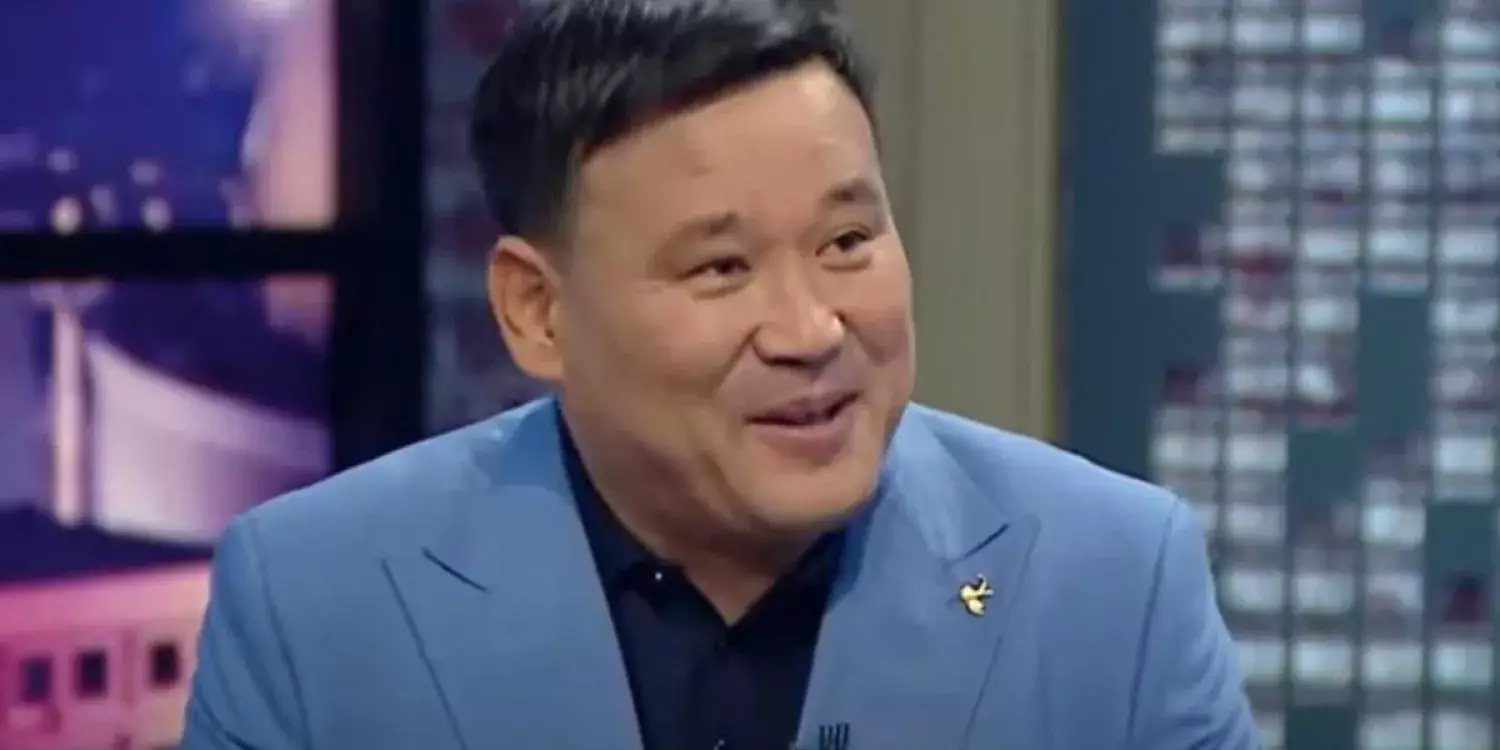 Танымал әзілкештің қызы ерекше өнер көрсетіп, елді таңғалдырды