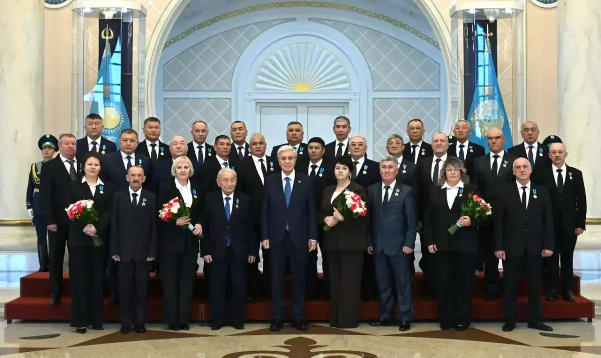 Тоқаев бір топ энергетикті мемлекеттік наградалармен марапаттады