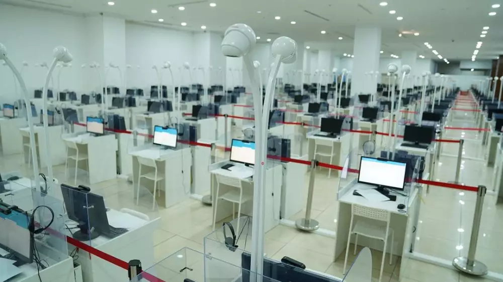 Когда казахстанские школьники начнут сдавать ЕНТ по-новому