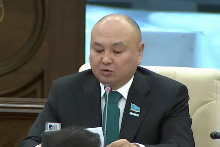 Единство нации под угрозой: Саиров предложил создать комиссию для проверки казахстанских фильмов