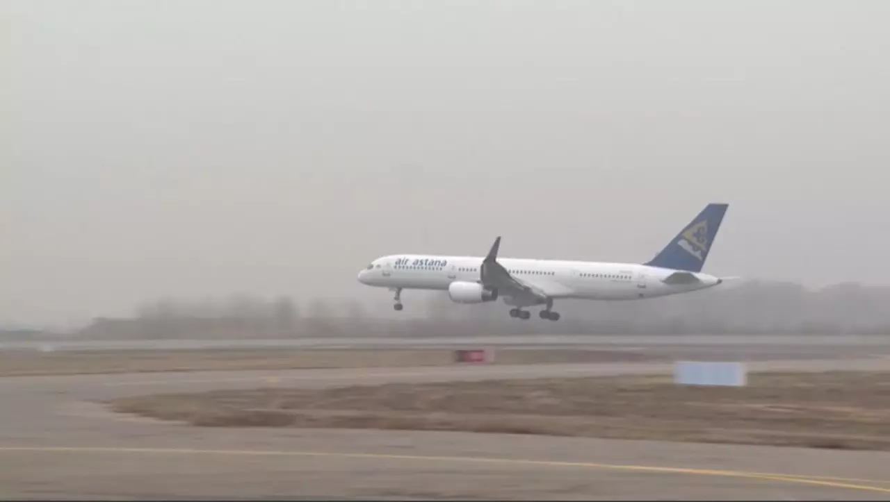 Алматыдан Астанаға бет алған жолаушылар ұшағы шұғыл түрде қайта қонды