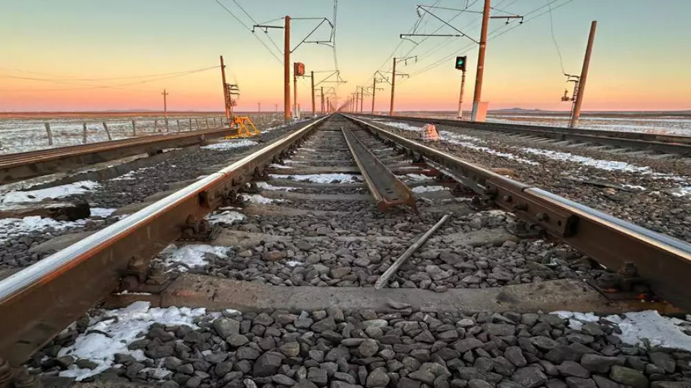 Гибель работников и другие ЧП: депутат заявил о “системном кризисе“ в КТЖ