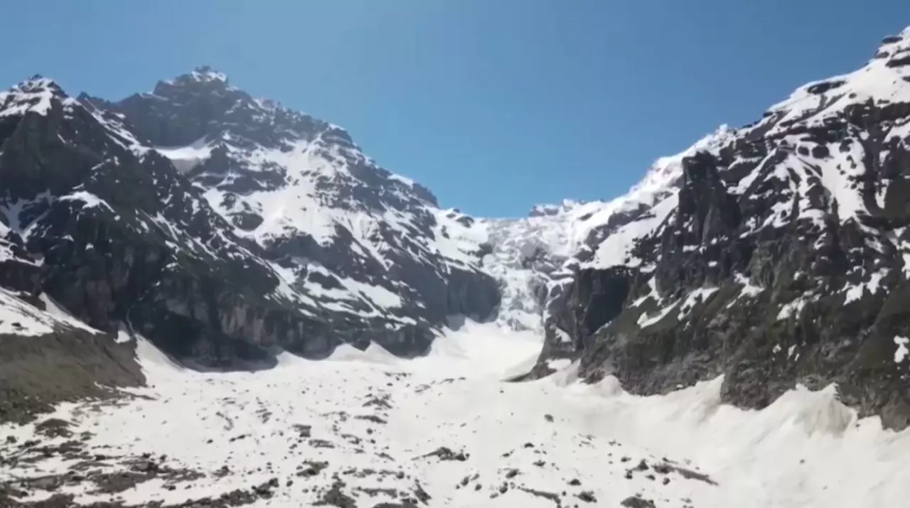 Центр ЮНЕСКО по изучению ледников продолжит работать в РК