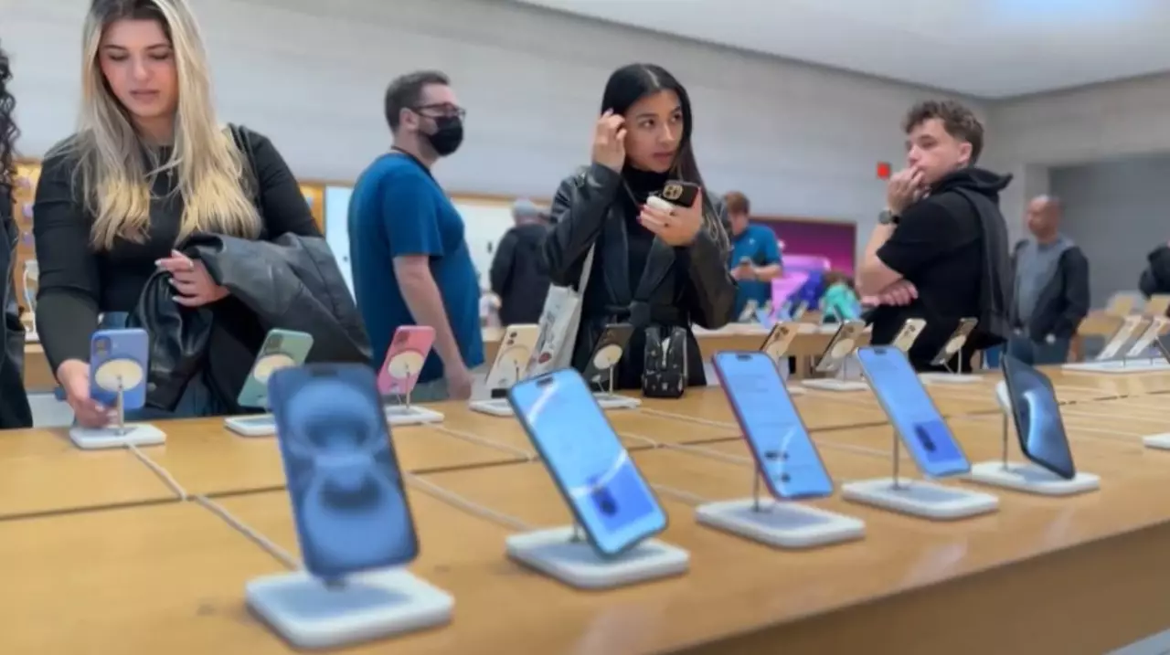 Смартфоны могут подорожать на 6,9%