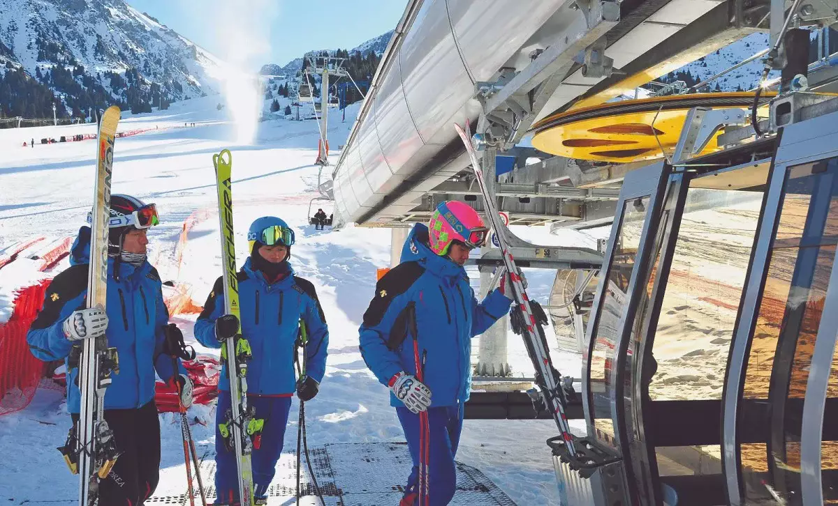 Курорты «Шымбулак» и «Ой-Қарағай» объединят сетью канатных дорог – аким Алматы