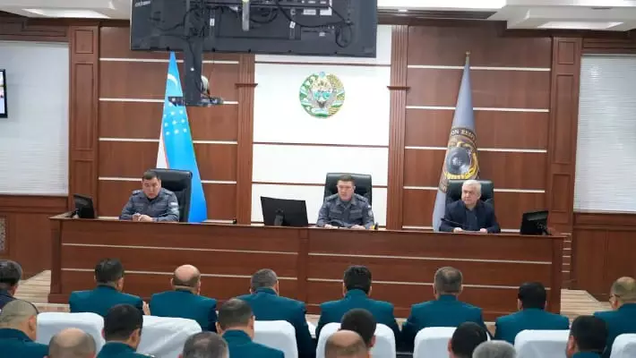 В Навои 10 сотрудников ОВД уволили после «негативных инцидентов»