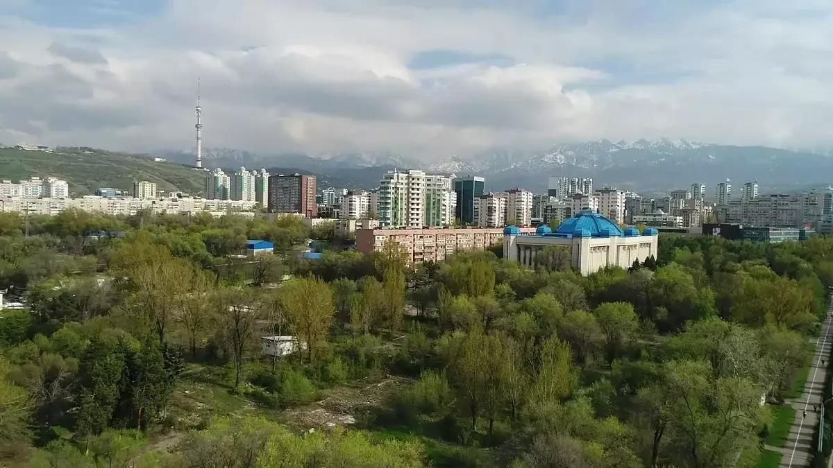 Алдағы екі жылда Алматыда 38 қоғамдық кеңістік жаңартылып, қайта құрылады – қала әкімі