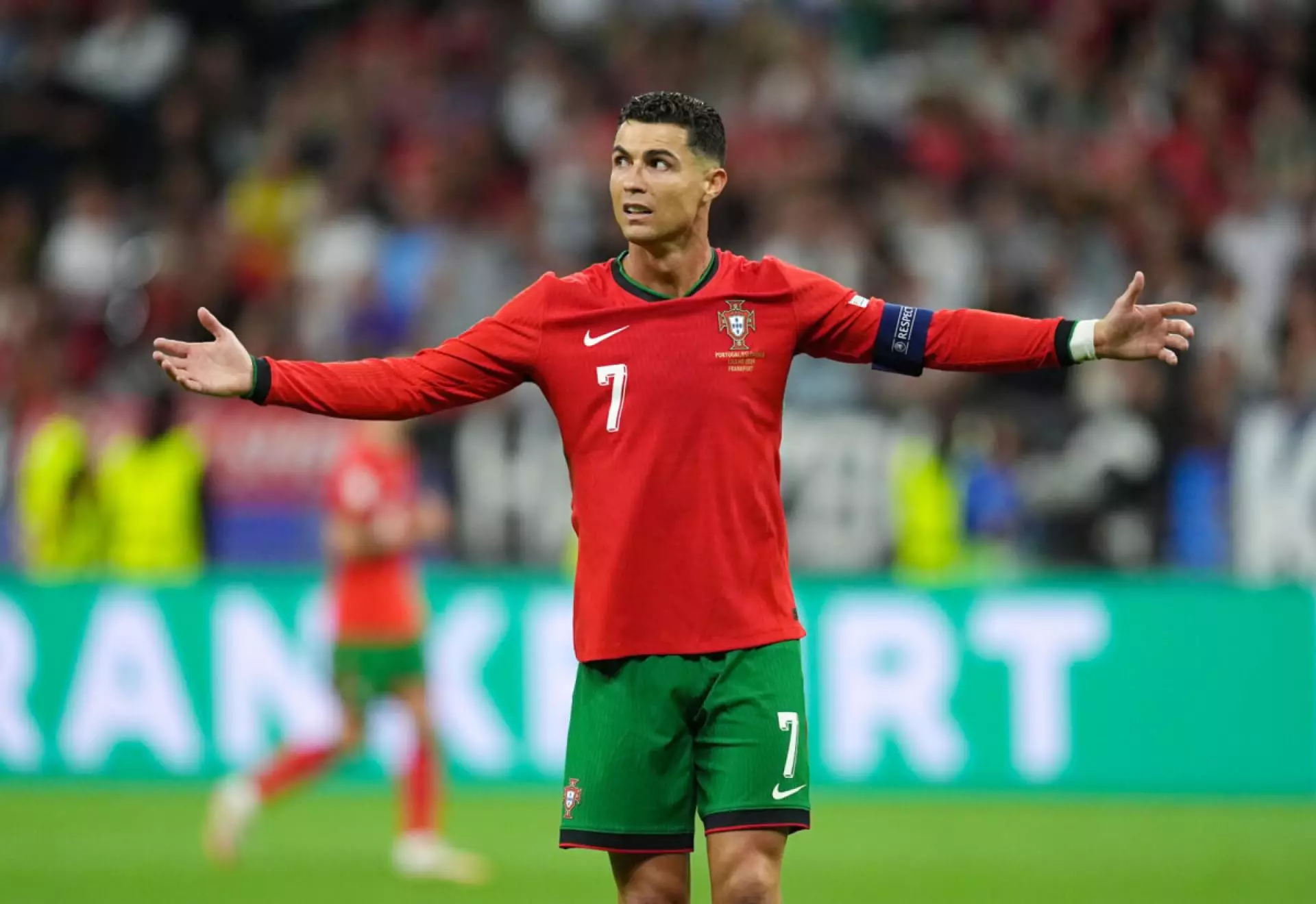 Роналду не стал голосовать при выборе лучших игроков года ФИФА