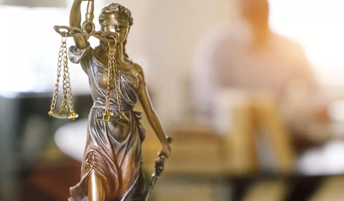 Токаев подписал закон о совершенствовании административной юстиции