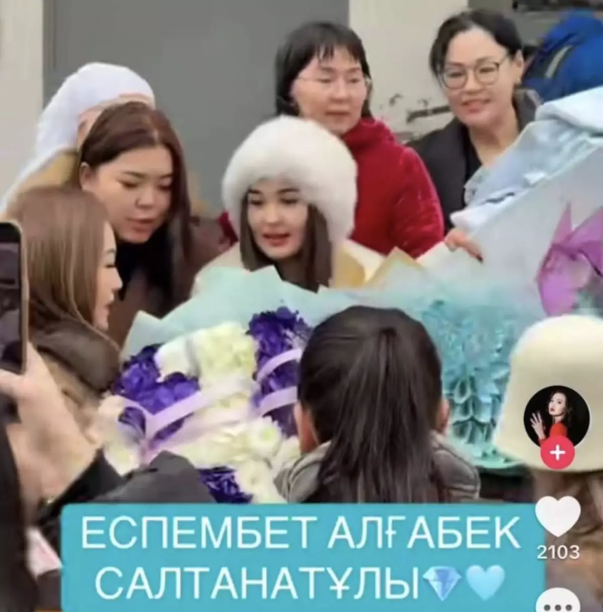 «Салтанатұлы»: Танымал блогер ұлын өзінің тегіне жаздырып алған (ВИДЕО)