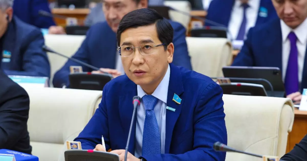   Дәрігерлерді қорғау туралы заң қарапайым адамдар үшін де маңызды – Асхат Аймағамбетов   