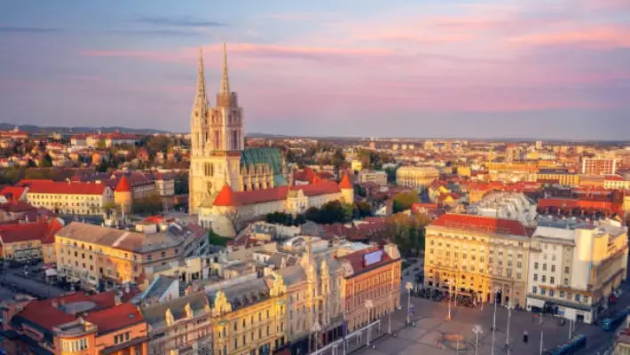 Узбекистанцы в Хорватии и Сербии пожаловались на поборы и невыплату зарплат