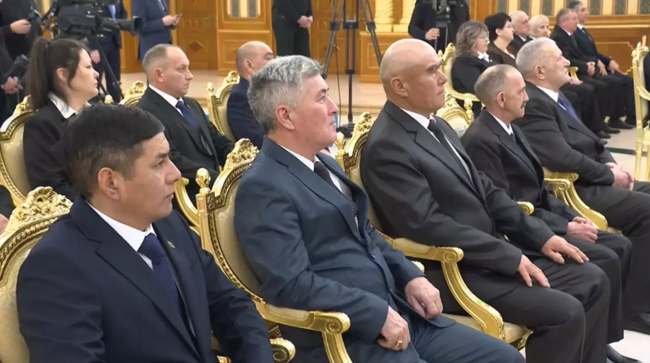 Еңбек еленген күн