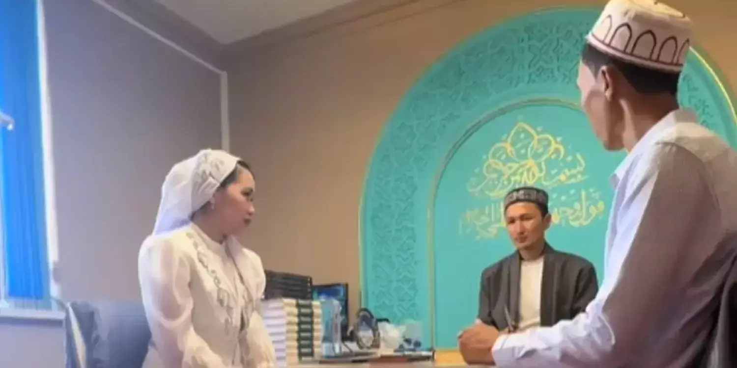 Жұбайынан мәһрге принтер сұраған мұғалім желі жұлдызына айналды