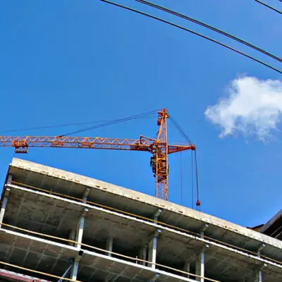 Аким Алматы отменил авансирование подрядчиков: оплата – только за фактически выполненные работы