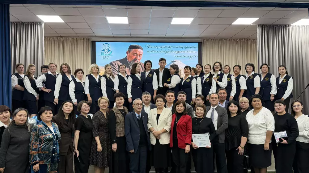 От школьников до госслужащих: как в Карагандинской области формируют культуру чтения