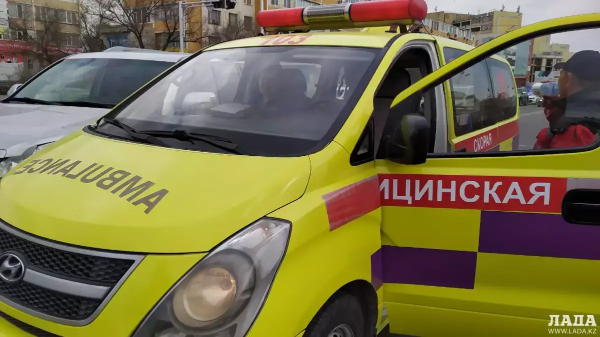 От наказания до тюрьмы: в Казахстане усиливают охрану медиков - новости на Lada.kz 17.12.2025