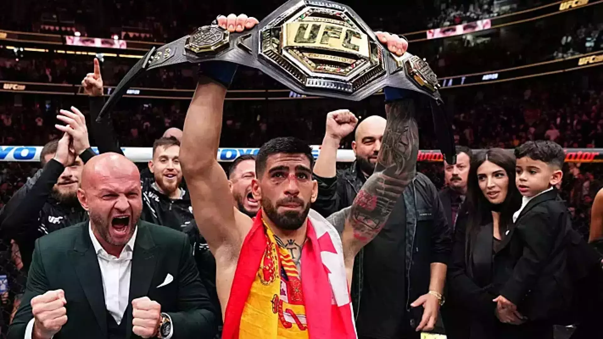 UFC может лишить Топурию чемпионского статуса