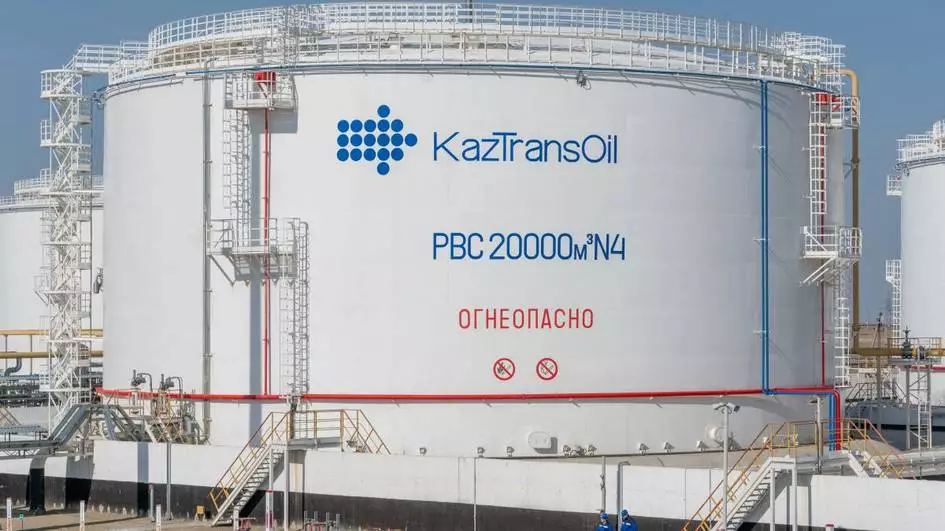 Казахстан планирует поставки до 65 тысяч тонн нефти в Узбекистан и Кыргызстан.
