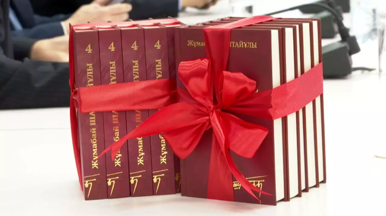 Жұмабай Шаштайұлының жинағы оқырманға жол тартты