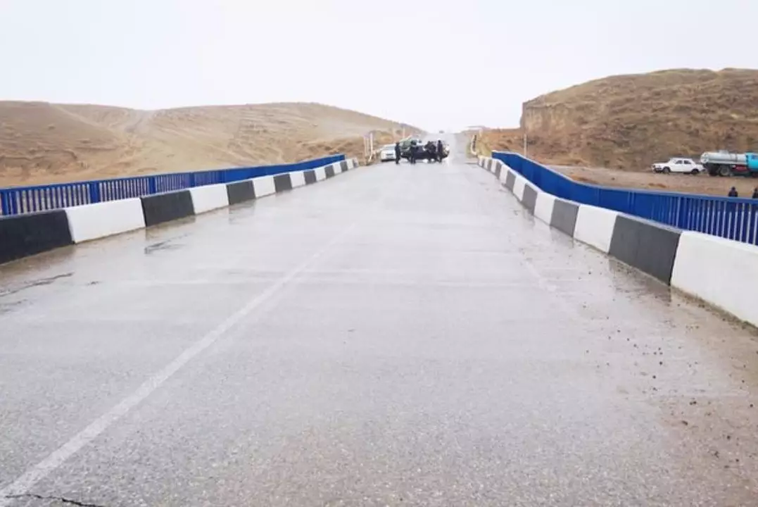 В Туркестанской области обрушился мост через реку Келес