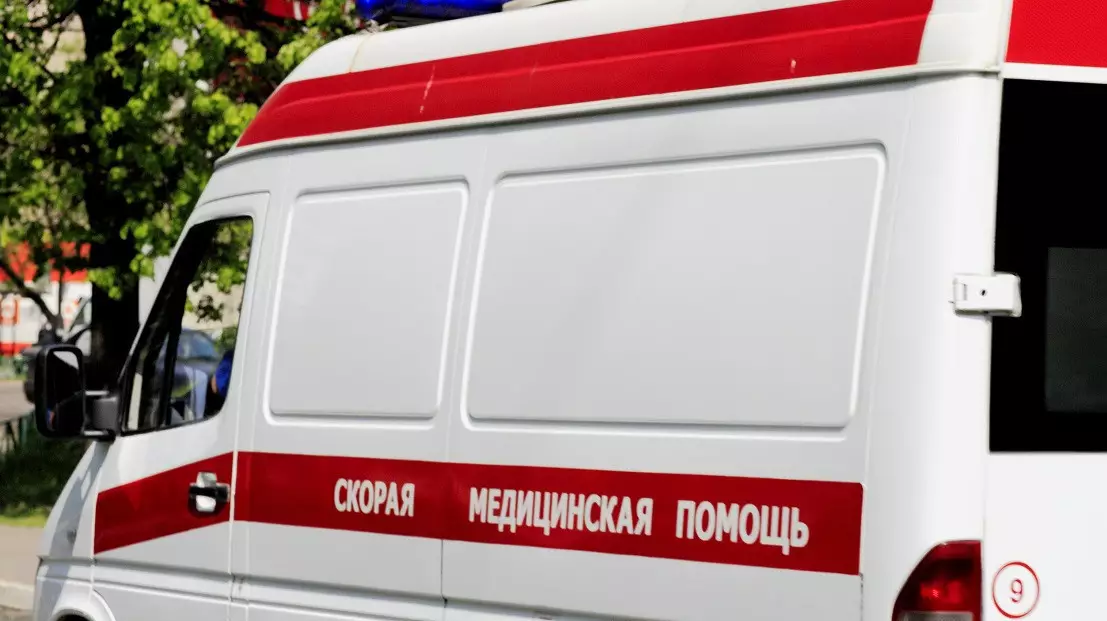 В Казахстане введут тюремные сроки за нападения на медработников и водителей скорой.