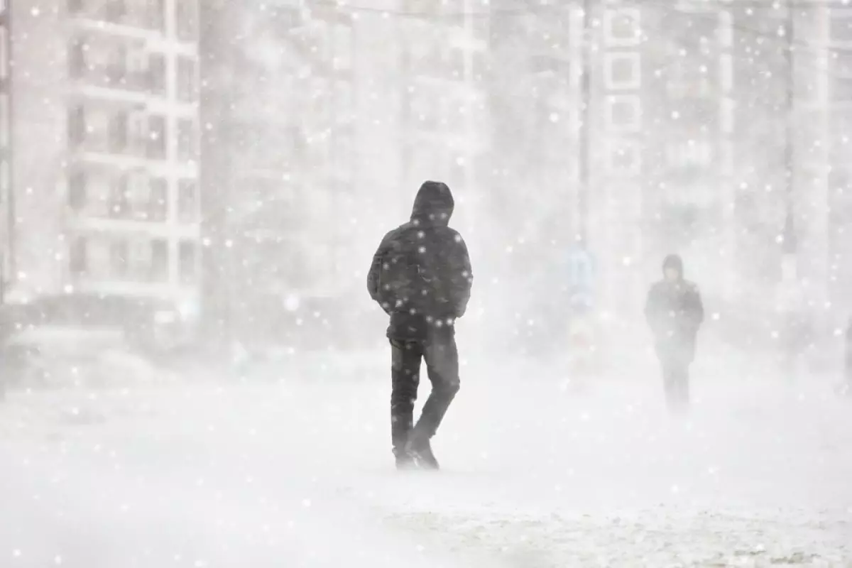 Ауқымды циклон: Бүгін ел аумағында қар, жаңбыр жауып, боран соғады