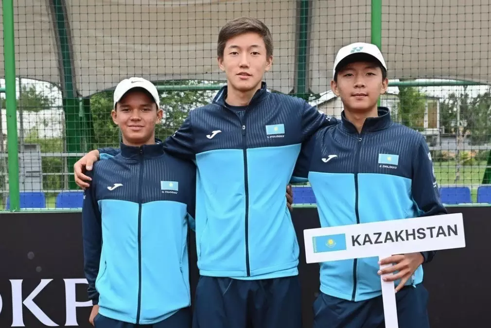 Трое казахстанцев выступят в основной сетке Juniors Australian Open-2026