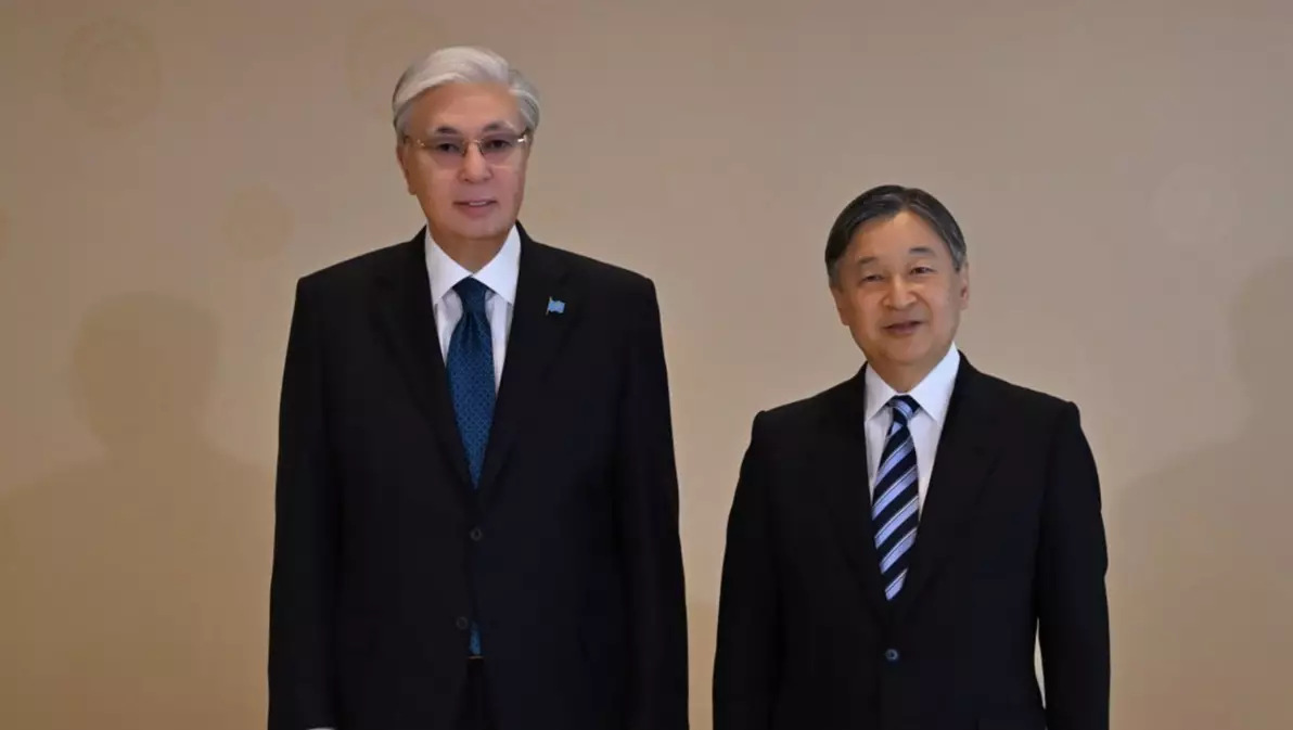 Токаев провел встречу с Императором Японии