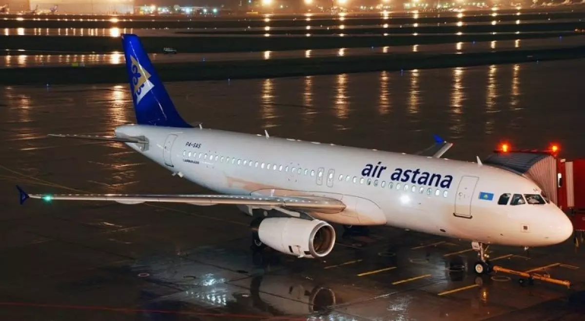 Қатты дауыс пен күйік шыққан: Тағы бір Air Astana ұшағы шұғыл Делиге қонды