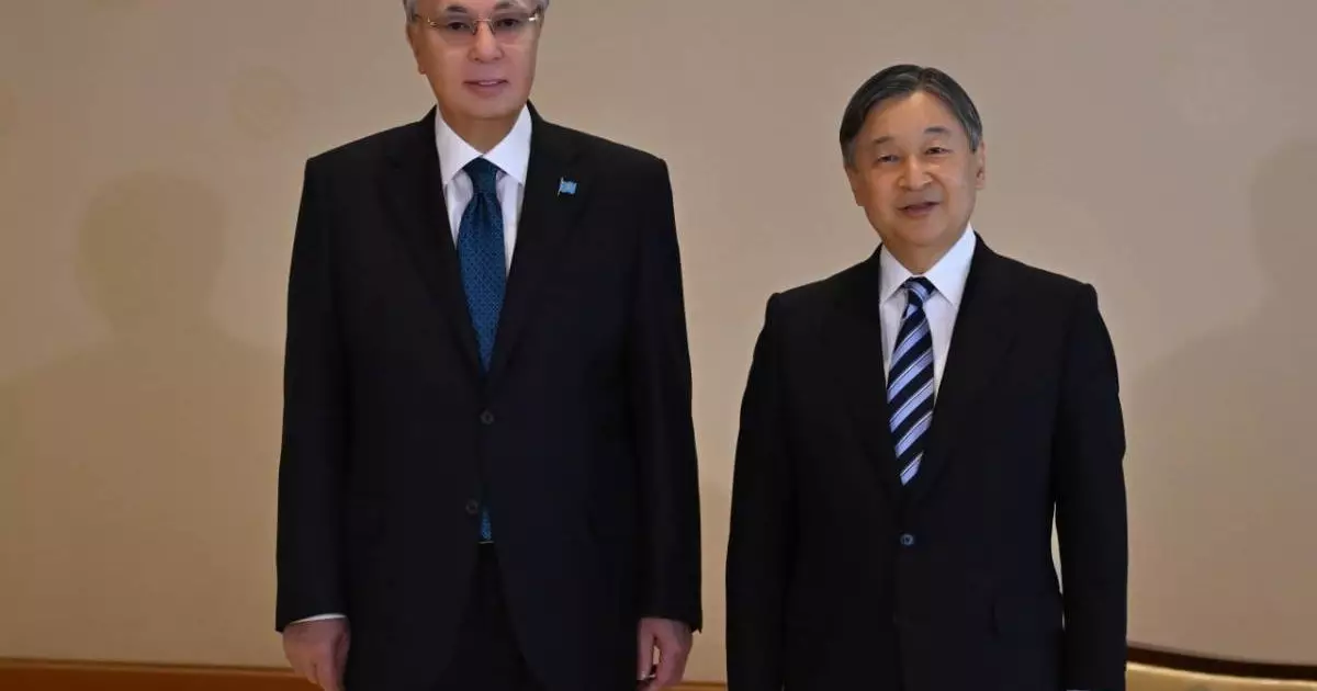  Мемлекет басшысы Жапония Императоры Нарухитомен кездесті 