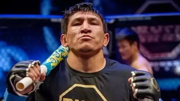 Қуат Хамитов Мәскеуде UFC-дің бұрынғы файтерімен белдесті