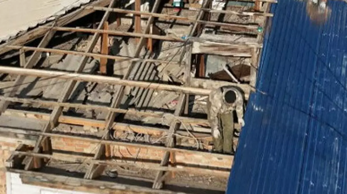 В Конаеве из-за урагана ввели режим ЧС