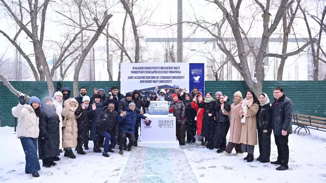 Heriot-Watt University: Жаңа оқу-зертханалық корпустың ескерткіш тақтасы ашылды